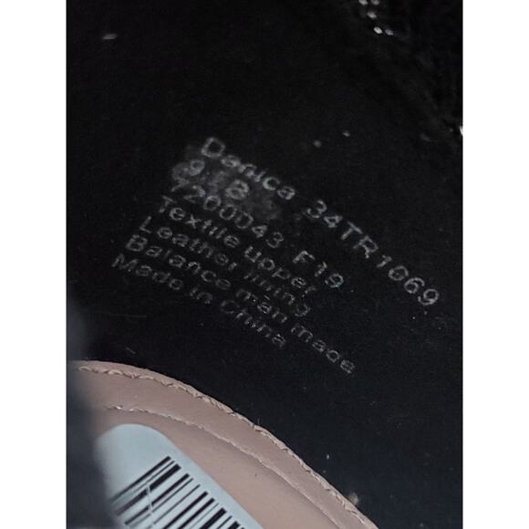 Taryn Rose Black Silver Danica Slip On Shoes 9 B Leather Linning $140 - Picture 10 of 10